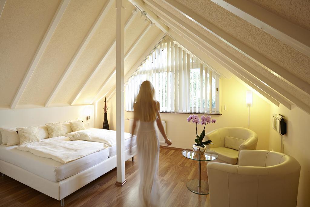 Hotel Bonjour Bad Soden am Taunus Exterior photo