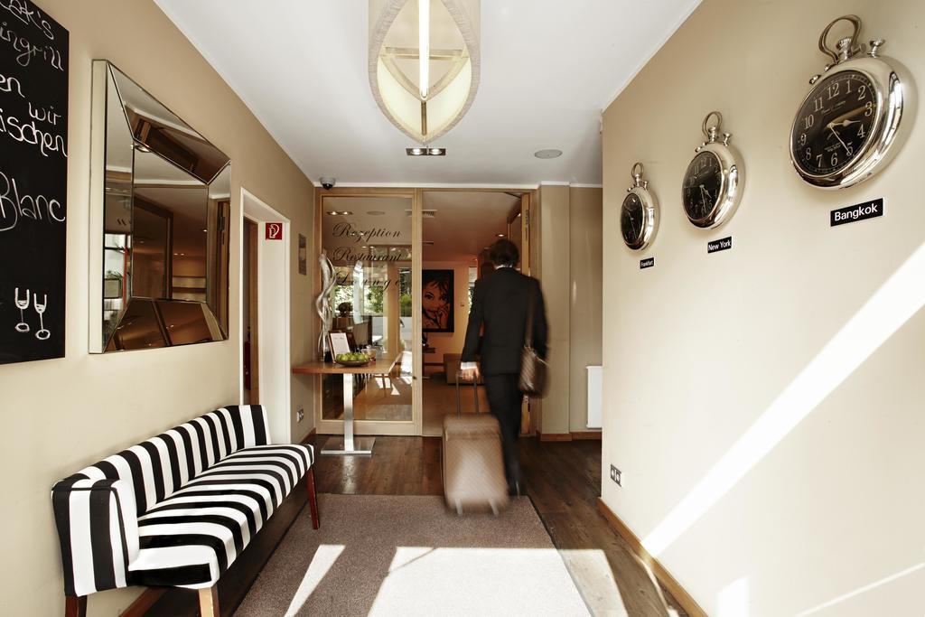 Hotel Bonjour Bad Soden am Taunus Exterior photo