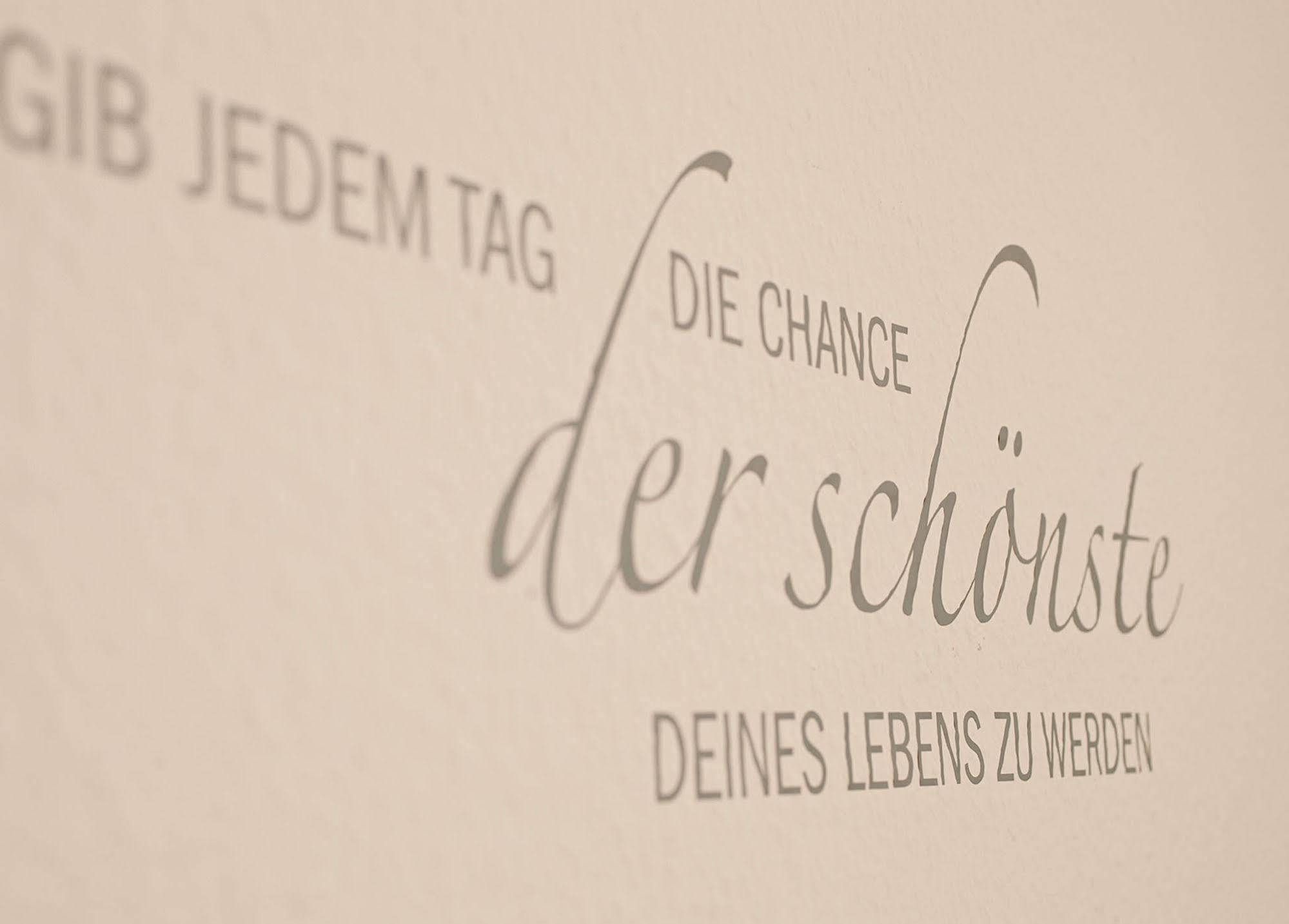 Hotel Bonjour Bad Soden am Taunus Exterior photo